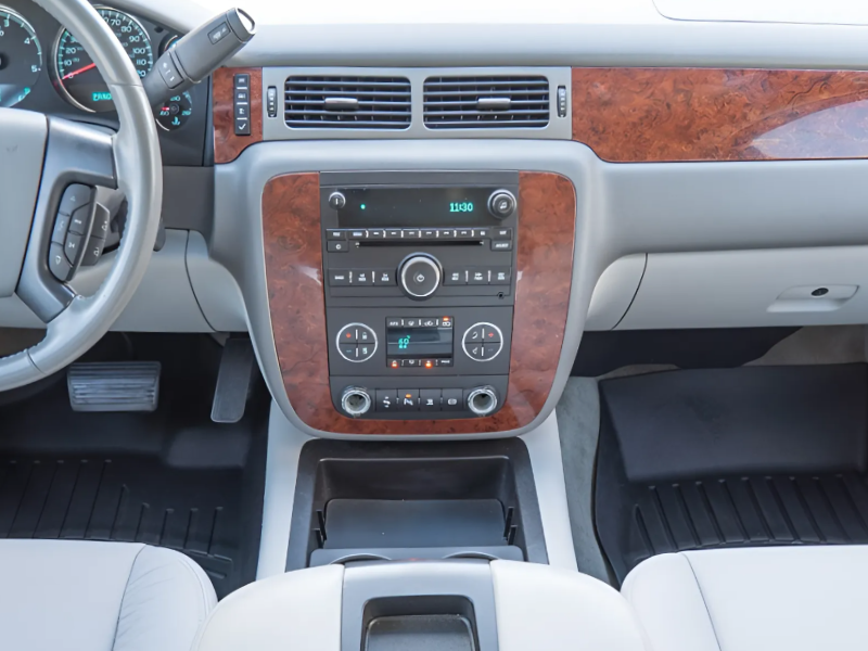 Buy Gazer T6009-GMT900 Multimedia System to GMC YUKON 3 (GMT900) 2006-2014