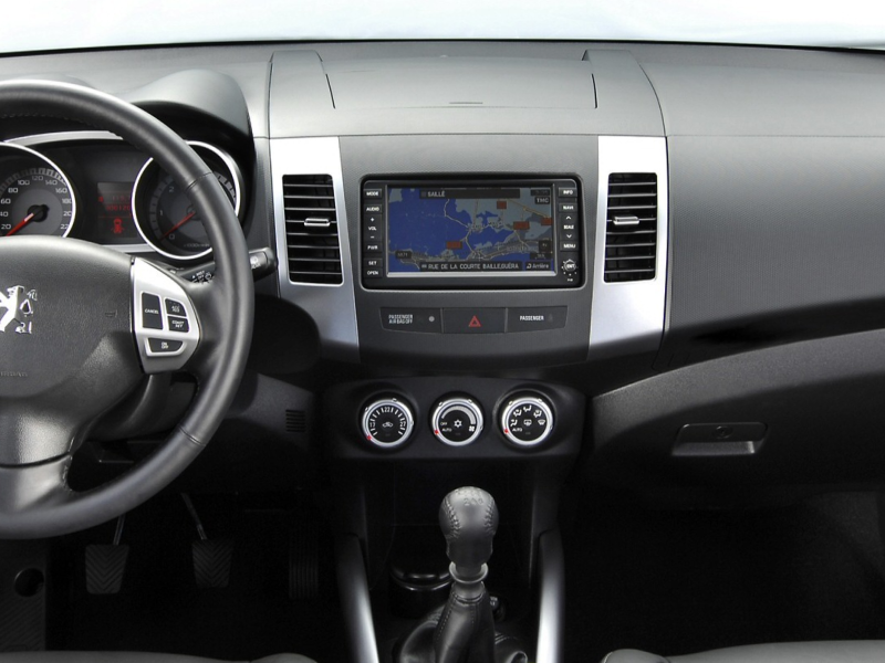 Купити Мультимедійна система Gazer T6009-CW/L PRO MAX до Peugeot 4007 2007-2012