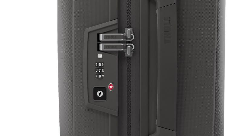 Купить Чемодан на колесах Thule Revolve Wide-body Carry On Spinner (Raven) (TH 3203932)