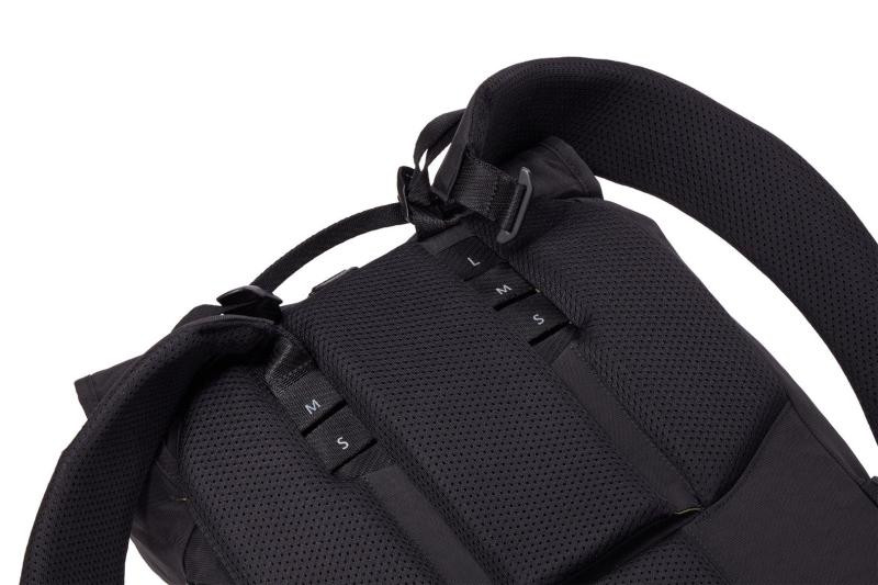 Купить Рюкзак Thule Paramount Commuter Backpack 20L (Black) 3205232 (TH 3205232)