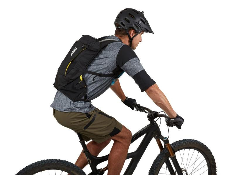 Купить Гидратор Thule Vital 8L (Black) (TH 3204154)