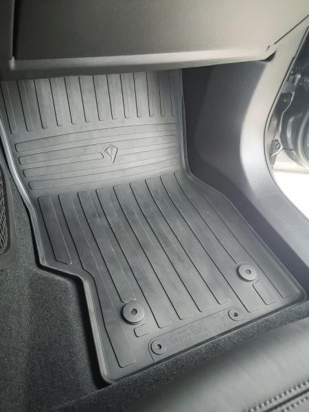 Купити Автоковрики Stingray Alfa Romeo Alfa Romeo Stelvio 2017- 2 шт Чорние (1054032)