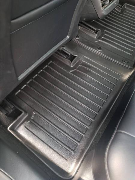 Купить Автоковрики Stingray Tesla Tesla Model 3  4 шт Чорние (5050014)