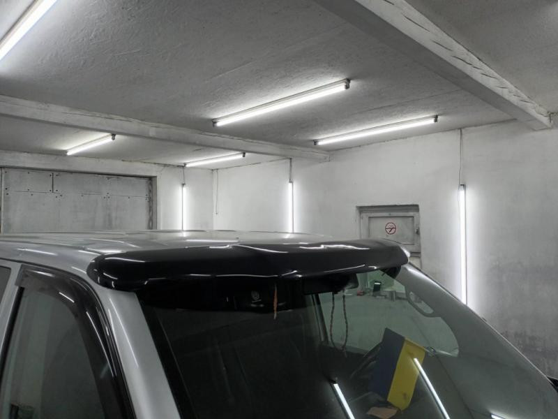 Купити Козирьок на лобове скло (під фарбування) для Volkswagen T6