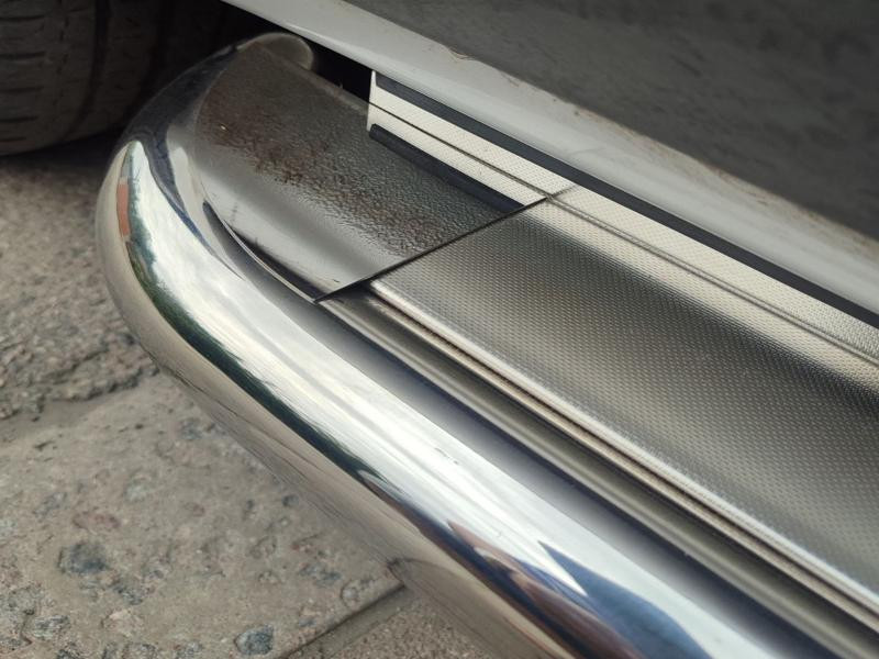 Купити Бокові пороги Premium (2 шт., нерж) 60 мм, коротка база для Nissan NV300/Primastar 2016-рр