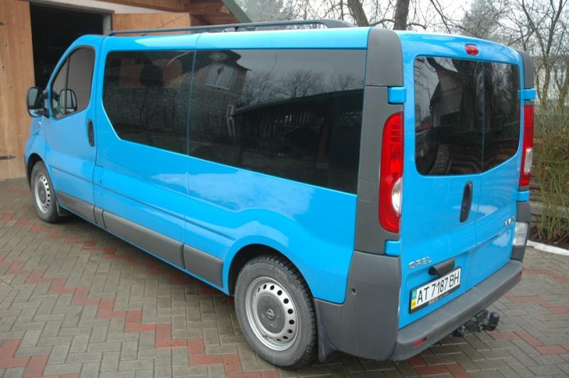 Купити Рейлінги Чорні Коротка, пластикові ніжки для Opel Vivaro 2001-2015 рр