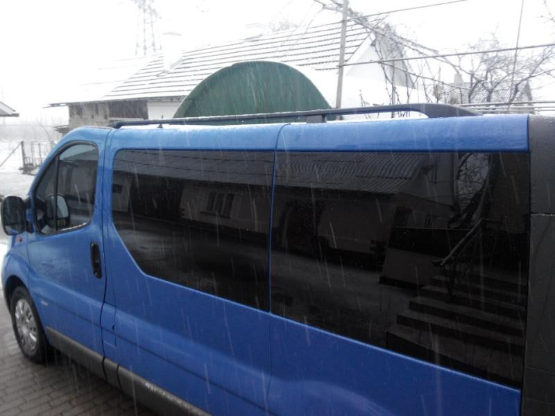 Купити Рейлінги Чорні Коротка, пластикові ніжки для Opel Vivaro 2001-2015 рр