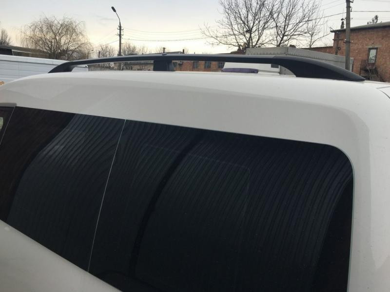 Купить Рейлинги черные Станд. база, Металлические ножки для Volkswagen Caddy 2015-2020 гг