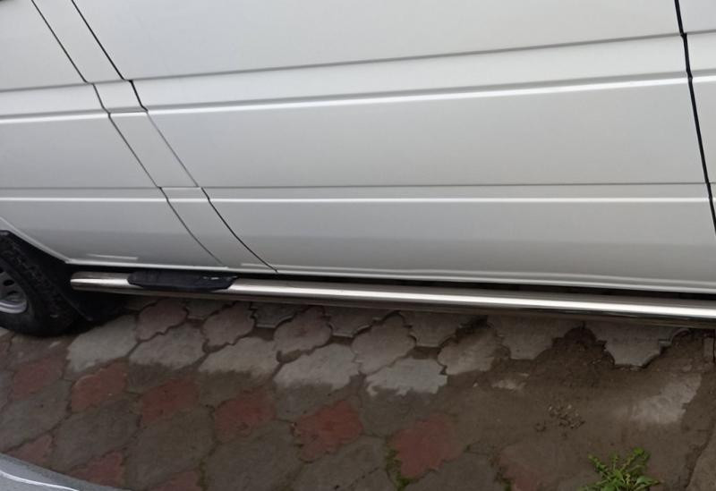 Купити Бічні труби (2 шт., нерж.) Середня база, d70 для Volkswagen LT 1995-2006 рр