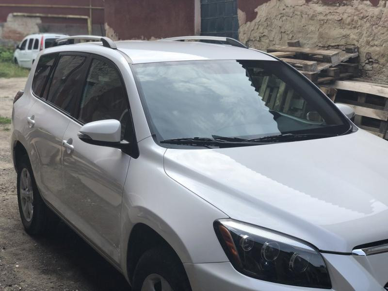 Купить Рейлинги Хром Турецкие Короткая база, Пластиковые ножки для Toyota Rav 4 2006-2013 гг