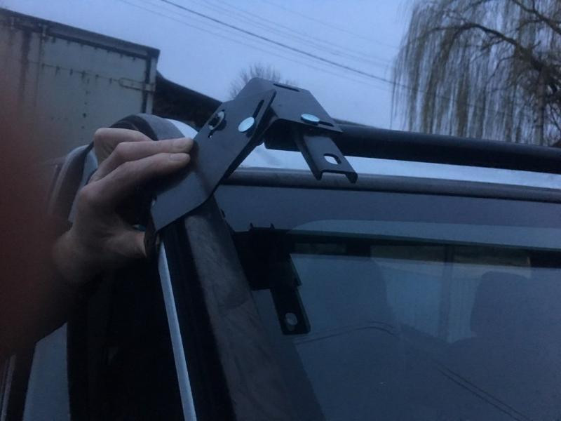 Купити Козирьок на лобове скло (чорний глянець, 5мм) для Nissan Primastar 2002-2014 рр