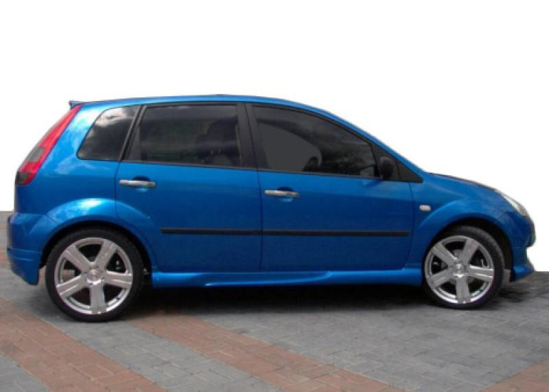 Купить Боковые пороги 2002-2005 (под покраску) для Ford Fiesta
