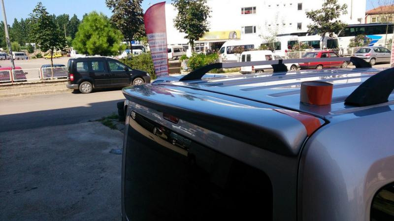 Купити Спойлер Anatomic (під фарбування) для Ford Connect 2002-2006 рр