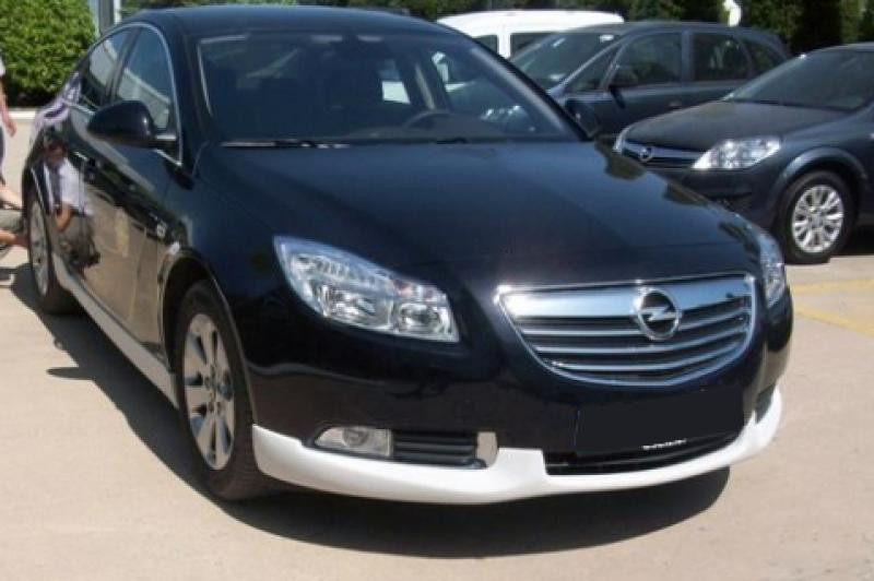 Купити Передня нижня накладка (під фарбування) для Opel Insignia 2008-2017 рр