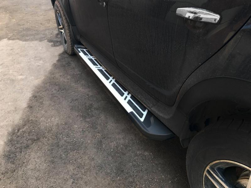 Купити Бокові пороги Sunrise (2 шт., Алюміній) для Renault Duster 2008-2017 рр