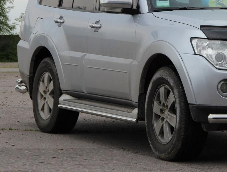 Купить Боковые трубы под родной (2 шт., нерж.) для Mitsubishi Pajero Wagon III