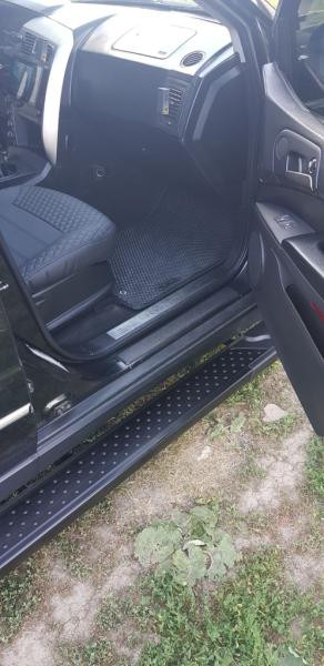 Купить Боковые пороги Allmond Black (2 шт., алюминий) для SsangYong Kyron 2005-2014 гг