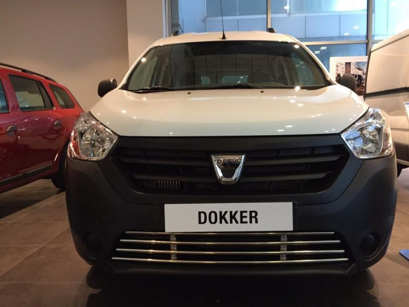 Купить Решетка в бампер (нерж) для Renault Dokker 2013-2022 гг