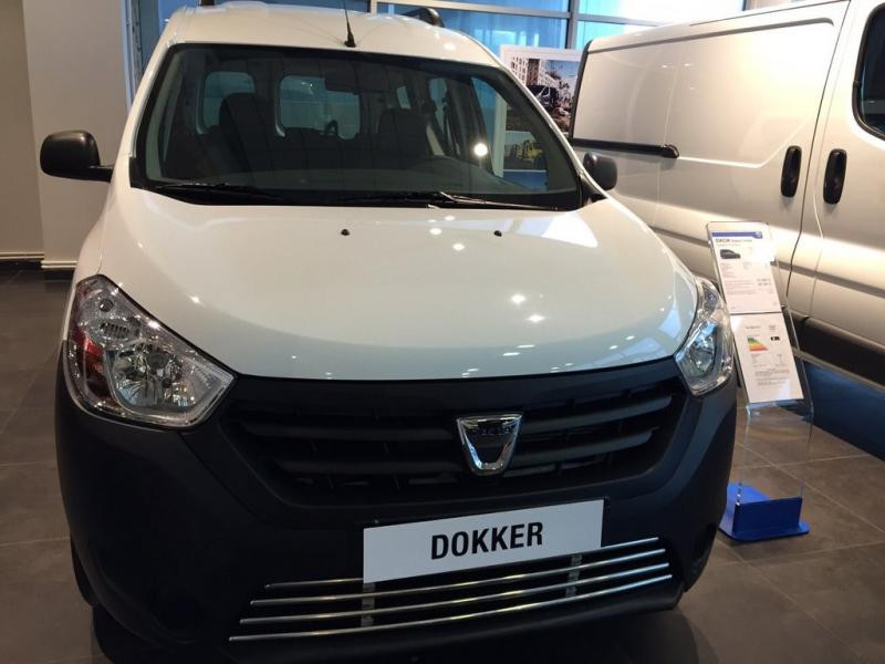 Купить Решетка в бампер (нерж) для Renault Dokker 2013-2022 гг