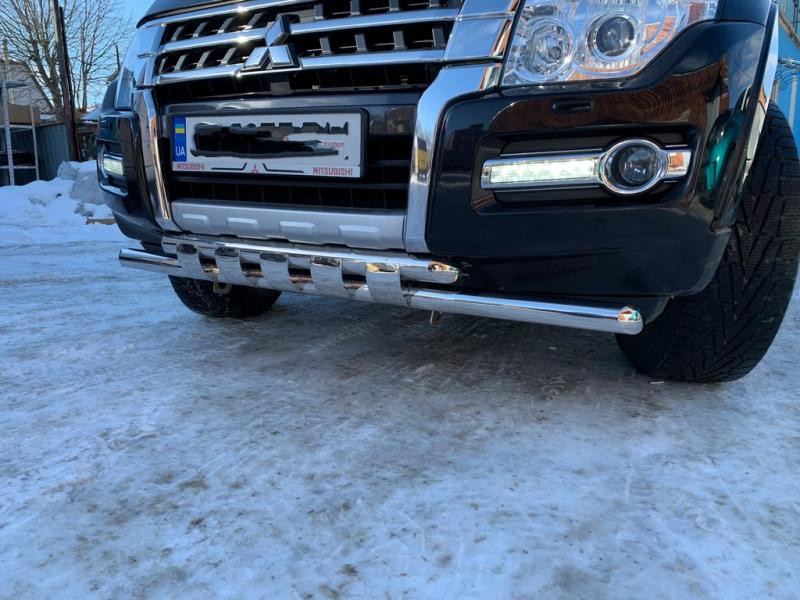 Купити Передній захист ST015 (нерж.) для Mitsubishi Pajero Wagon IV