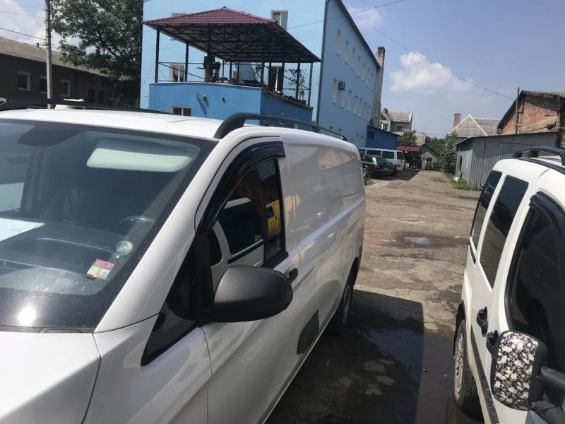 Купить Рейлинги черные CAN Оригинальный дизайн (металл. ножки) Средняя база (LONG) для Mercedes Vito/V-class W447 2014- гг