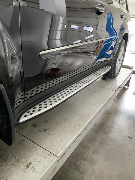 Купити Бокові пороги Оригінальний дизайн для Mercedes GL сlass X164