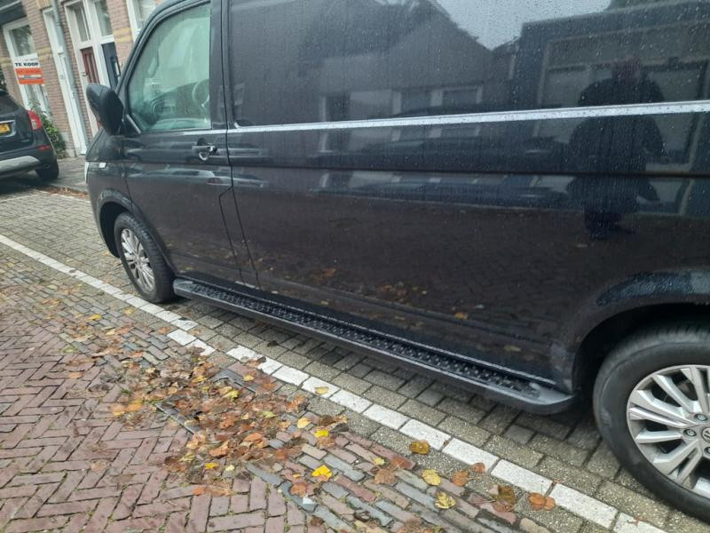 Купить Боковые пороги Allmond Black (2 шт., алюминий) Длинная база для Volkswagen T6