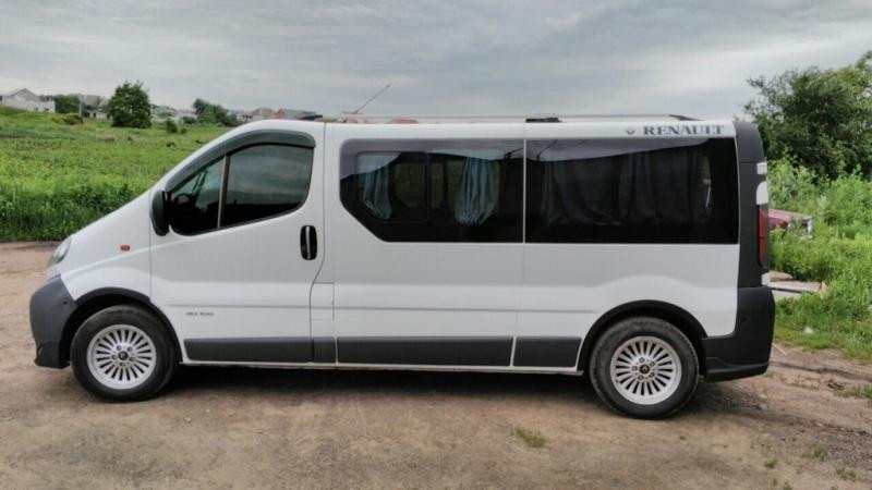 Купити Накладки на колісні арки (4 шт, чорні) 2001-2007, чорний метал для Nissan Primastar рр