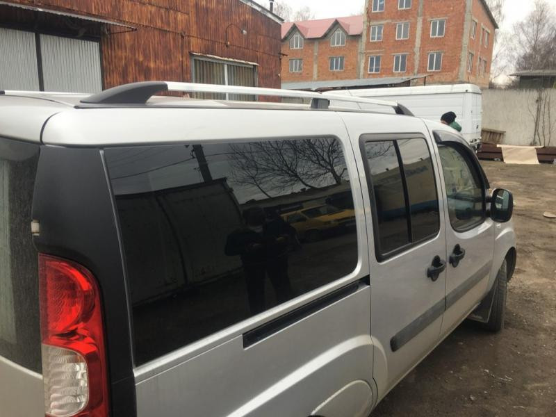 Купити Рейлінги Хром (пласт. ніжки) Максі база, металеві ніжки для Fiat Doblo I 2005-2010 рр