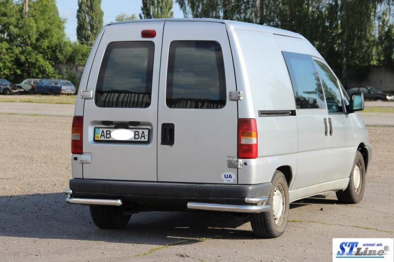 Купить Задние двойные уголки AK003-double (нерж) для Fiat Scudo 1996–2007 гг