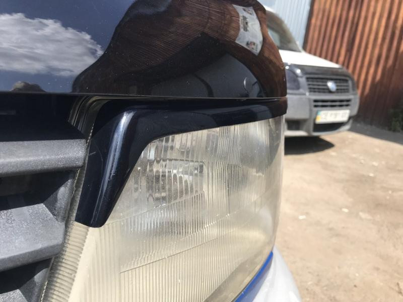 Купить Реснички (черные) Черный мат для Mercedes Vito W638 1996-2003 гг