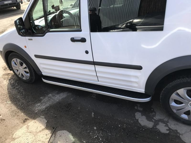 Купити Бокові пороги Tayga (2 шт., Алюміній) Стандартна база для Ford Connect 2010-2013 рр