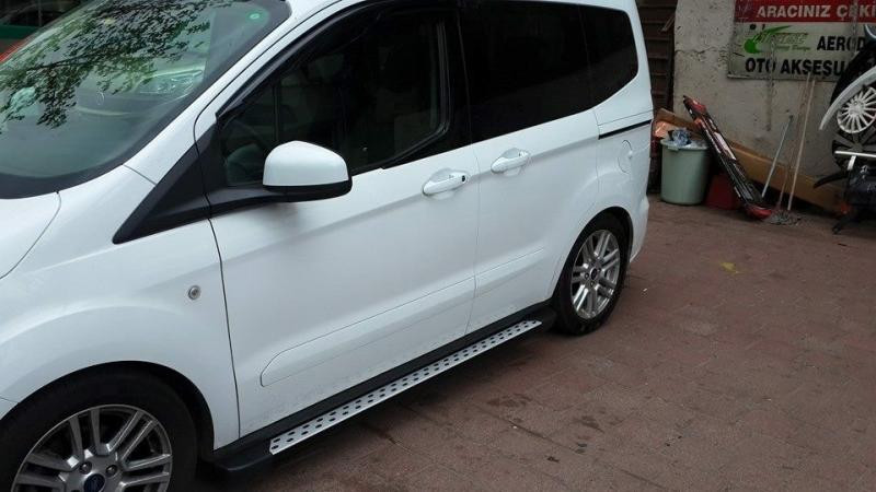 Купити Бокові пороги DOT-Line (2 шт., Алюм.) Максі база для Ford Connect 2014-2021 рр