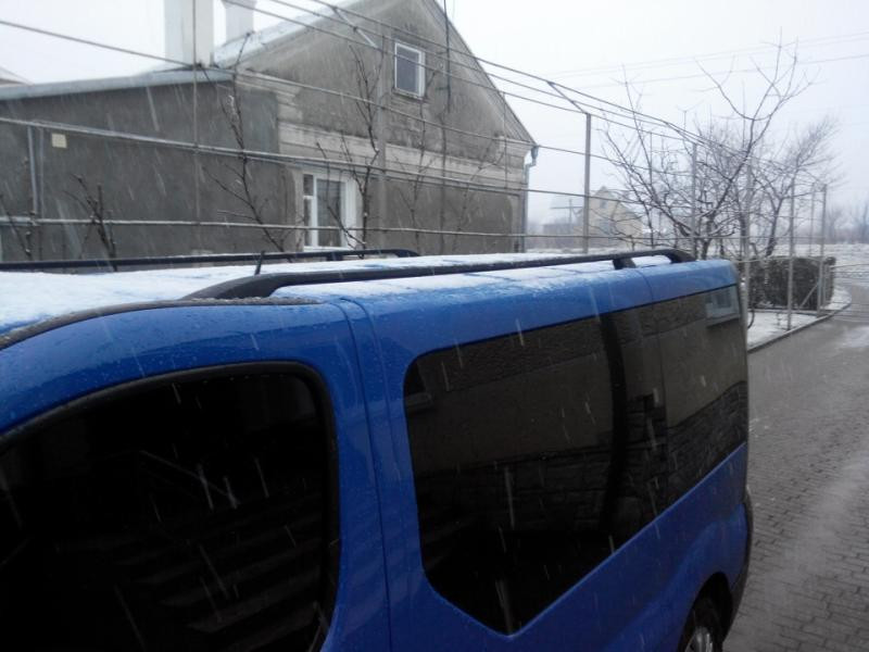 Купити Рейлінги чорні Довга, пластикові ніжки для Renault Trafic 2001-2015 рр