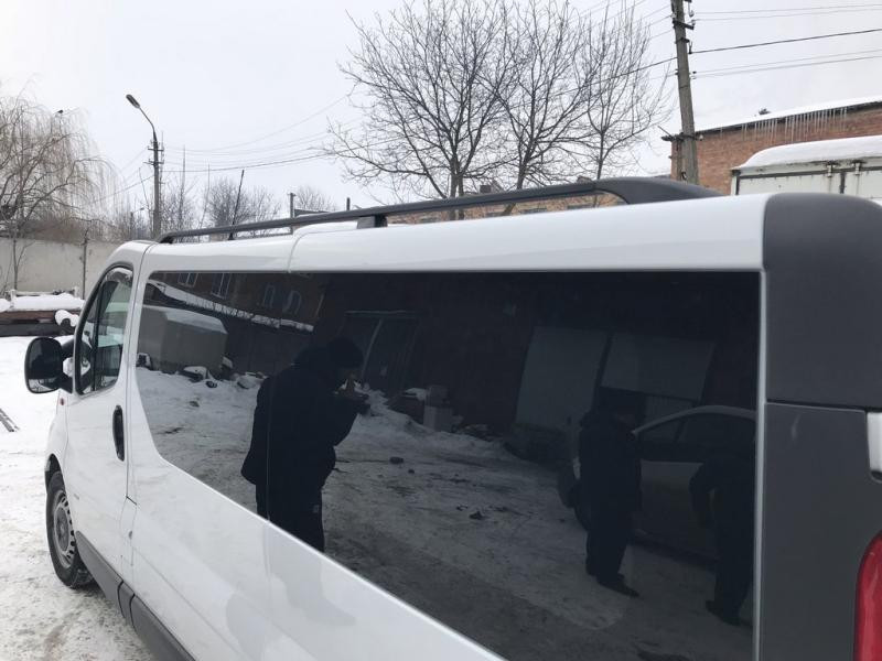 Купити Рейлінги чорні Довга, пластикові ніжки для Renault Trafic 2001-2015 рр