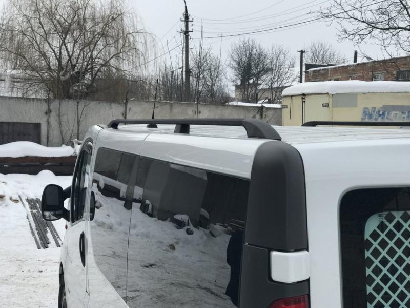 Купити Рейлінги чорні Довга, чавунні ніжки для Renault Trafic 2001-2015 рр