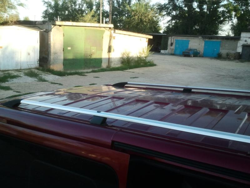 Купити Рейлінги Хром Довга, чавунні ніжки для Renault Trafic 2001-2015 рр