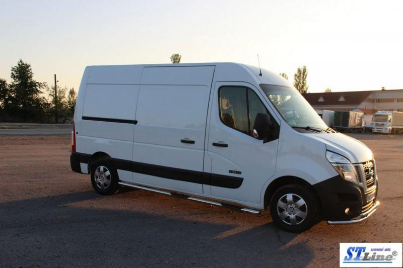 Купити Бічні труби BB002 (2 шт., нерж.) Середня база для Opel Movano 2010-2021 рр