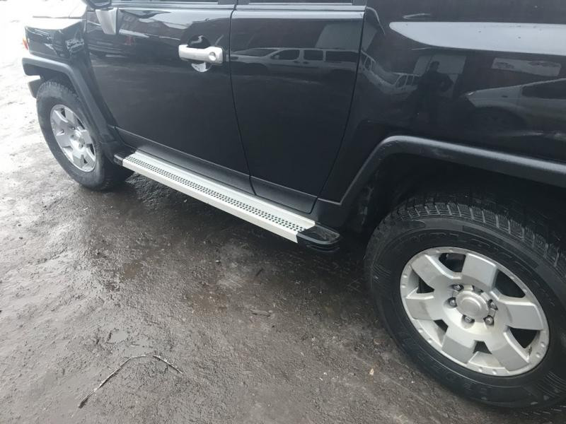 Купити Бокові пороги Maya V2 (2 шт., алюміній) для Toyota FJ Cruiser