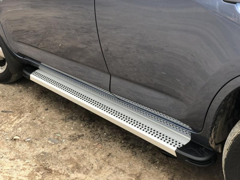 Купити Бокові пороги Maya V2 (2 шт., алюміній) для Toyota Rav 4 2006-2013 рр