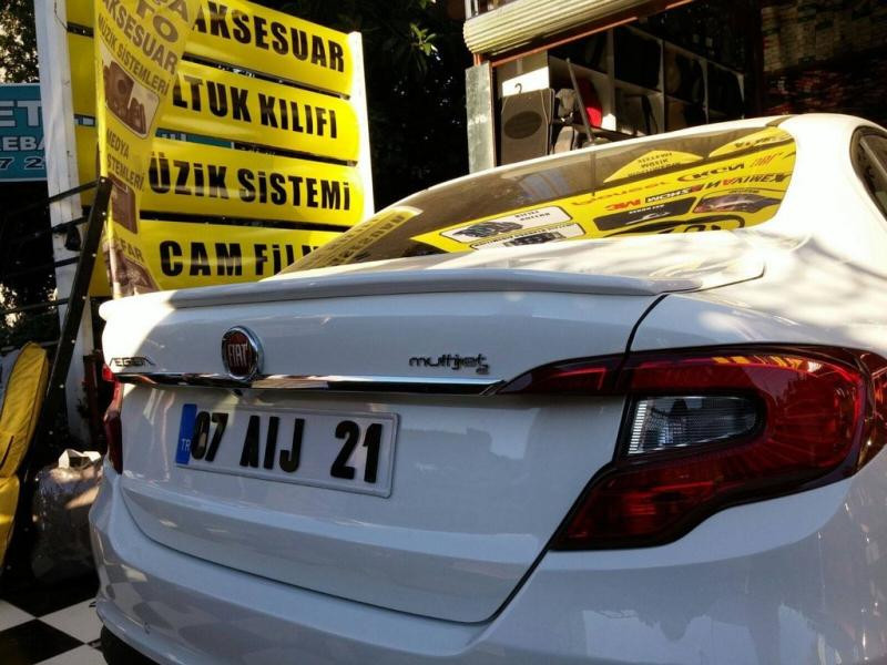 Купити Спойлер під фарбування (скловолокно) для Fiat Tipo 2016- рр