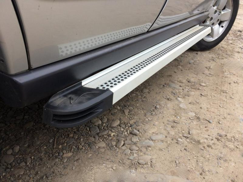 Купити Бокові пороги Maya V2 (2 шт., алюміній) для Jeep Grand Cherokee WK 2004-2010рр