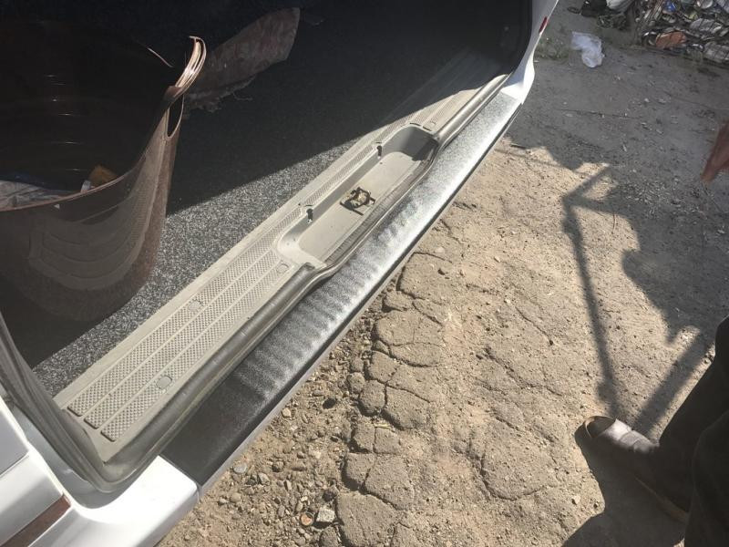 Купити Накладка на задній бампер з загином DDU (пластик) Матова для Mercedes Viano 2004-2014 рр