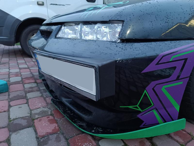 Купить Подставка под номер на край бампера (пластик) Черный мат