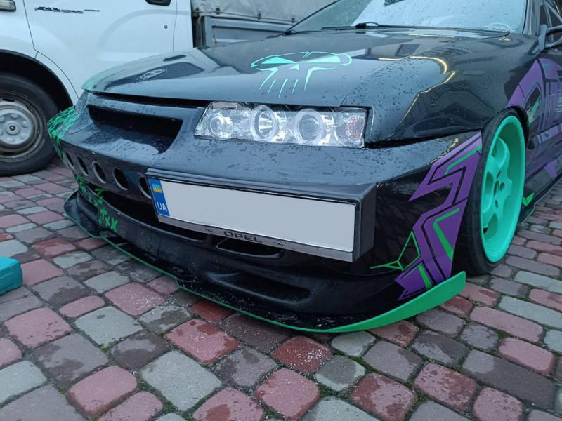 Купить Подставка под номер на край бампера (пластик) Черный мат