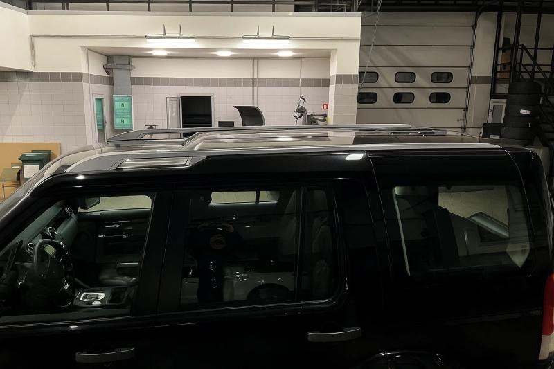 Купити Рейлінги Оригінальна модель (сірі) для Land Rover Discovery IV