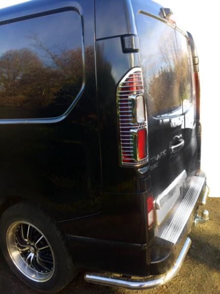 Купить Задние уголки (2 шт, нерж) для Nissan NV300/Primastar 2016-гг