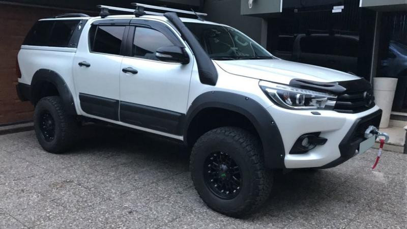 Купити Розширювачі колісних арок (2015-2020, АБС, на болтах) для Toyota Hilux 2015- рр