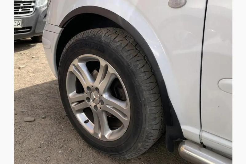 Купить Накладки на арки (4 шт, черные) для Mercedes Viano 2004-2014 гг