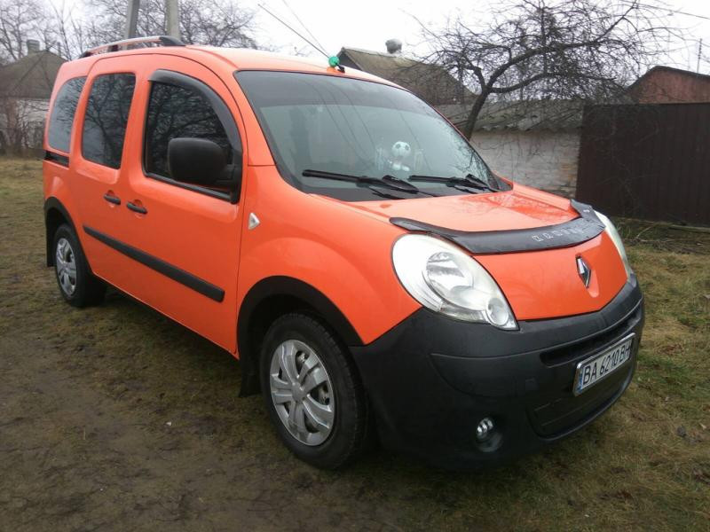 Купить Накладки на арки (4 шт, черные) 2012-2019, металлические для Renault Kangoo